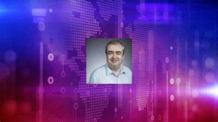 Fame | David Smith (historian) net worth and salary income estimation Jan, 2024