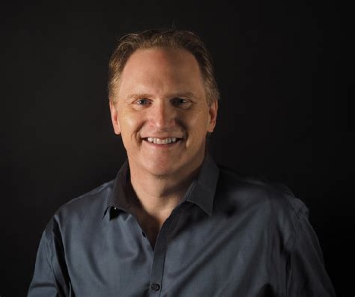 Fame | Robert Beatty (author) net worth and salary income estimation Apr, 2024
