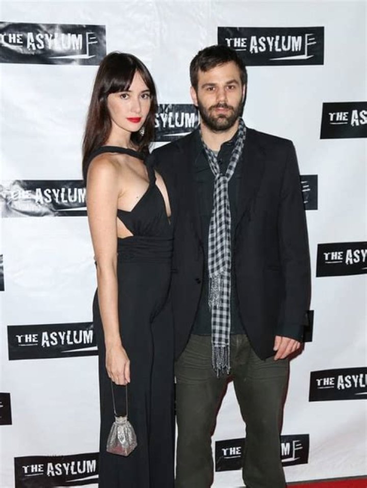 Fame | Sara Malakul Lane net worth and salary income estimation Jan, 2024