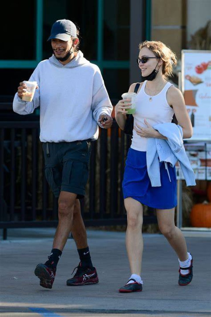 Lily Rose Depp Yassine Stein